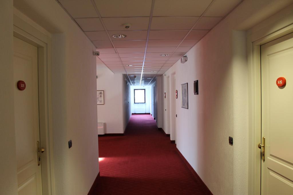 Relais St Gilles Ξενοδοχείο Verrès Εξωτερικό φωτογραφία