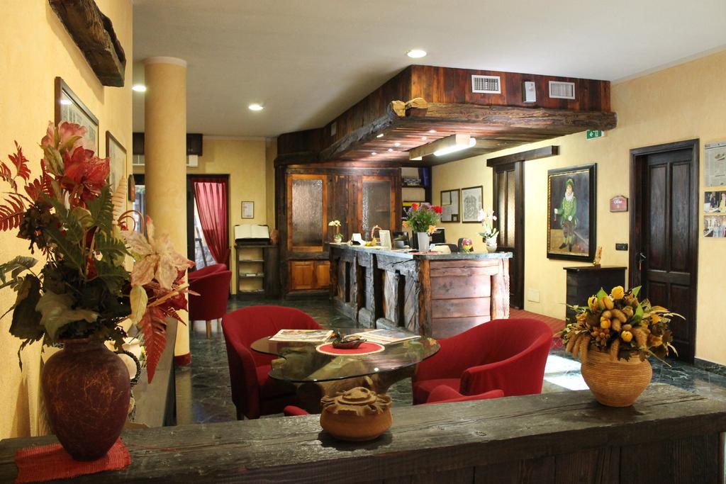 Relais St Gilles Ξενοδοχείο Verrès Εξωτερικό φωτογραφία