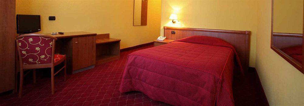 Relais St Gilles Ξενοδοχείο Verrès Εξωτερικό φωτογραφία
