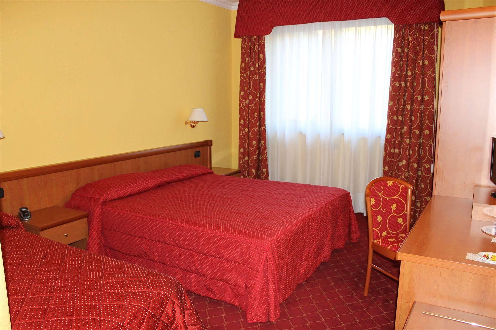 Relais St Gilles Ξενοδοχείο Verrès Εξωτερικό φωτογραφία