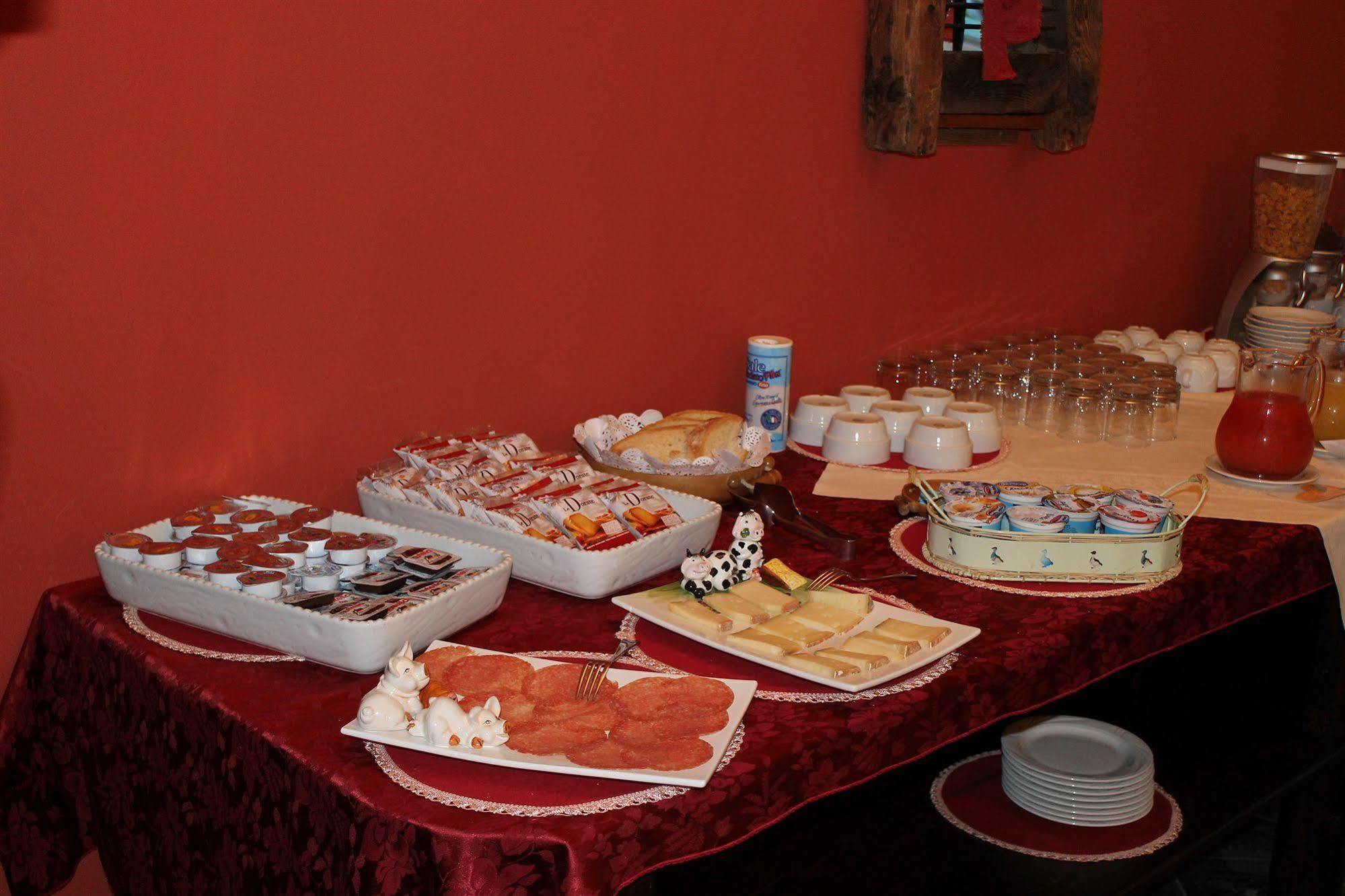 Relais St Gilles Ξενοδοχείο Verrès Εξωτερικό φωτογραφία